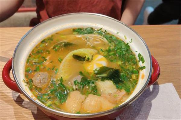 老板凳麻辣烫