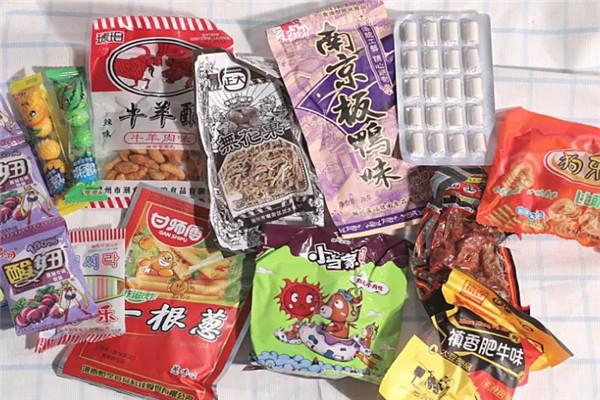 悠悠零食码头加盟
