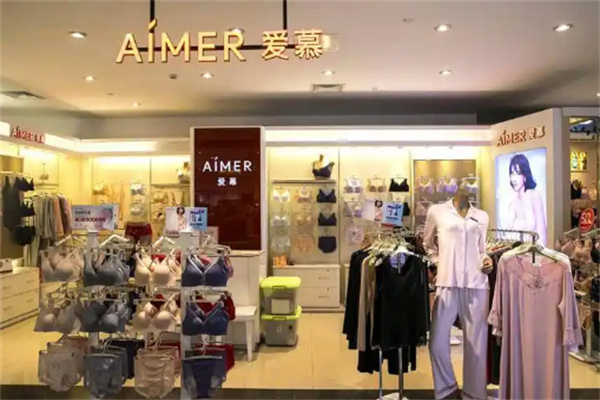 加盟