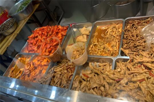 潜龙湾卤食