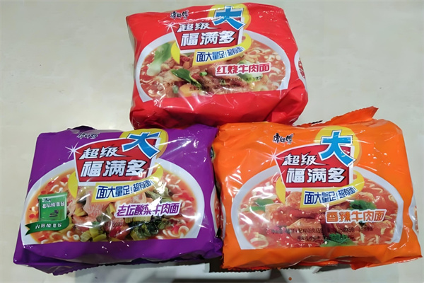 福满多零食加盟