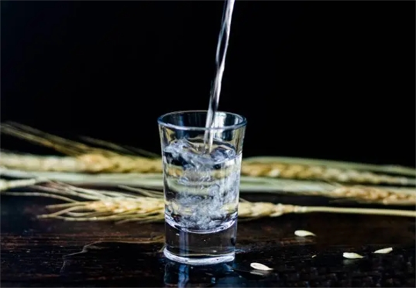 梁峰酒业