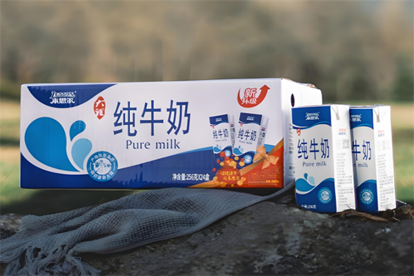 来思尔牛奶加盟