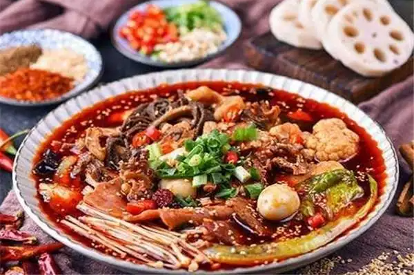辣壹桶干拌冒菜