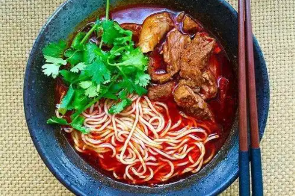三勺辣子牛肉面