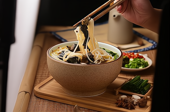 老汤和米线