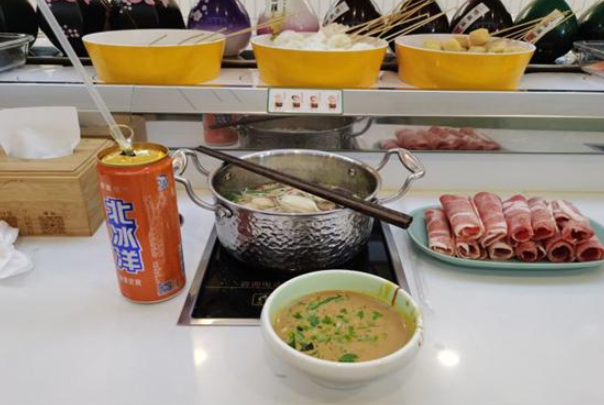 一鼎记旋转小火锅