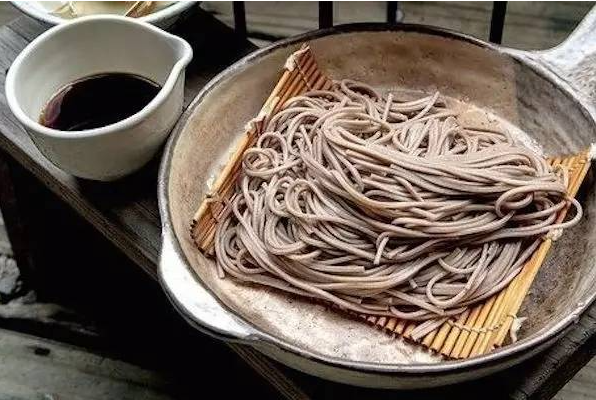 贵一块饸饹面
