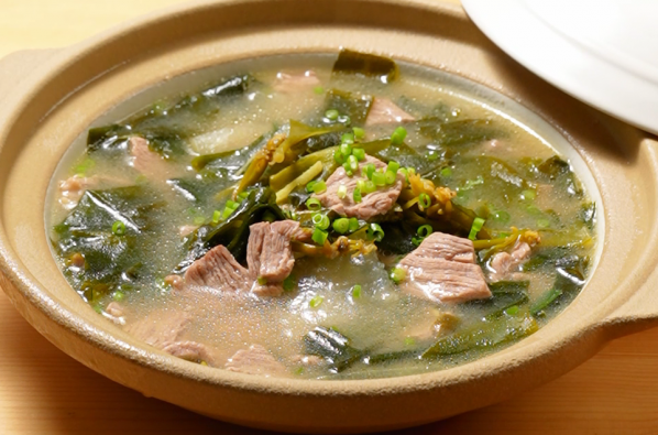 牛杂季牛肉汤