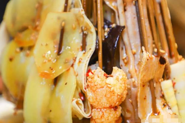 袁小生乐山钵钵鸡