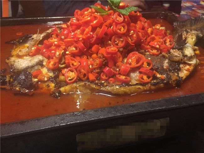 龙潮美式炭火烤鱼好吃吗？
