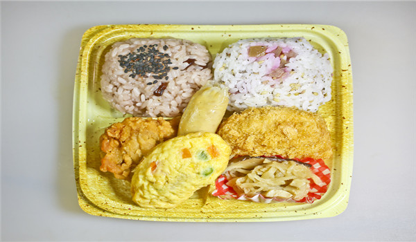 十元盒饭都放什么菜 十元盒饭都放什么菜