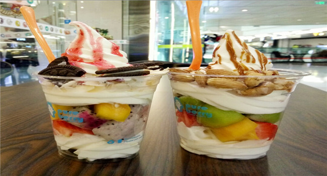 YUM酸奶冰淇淋加盟