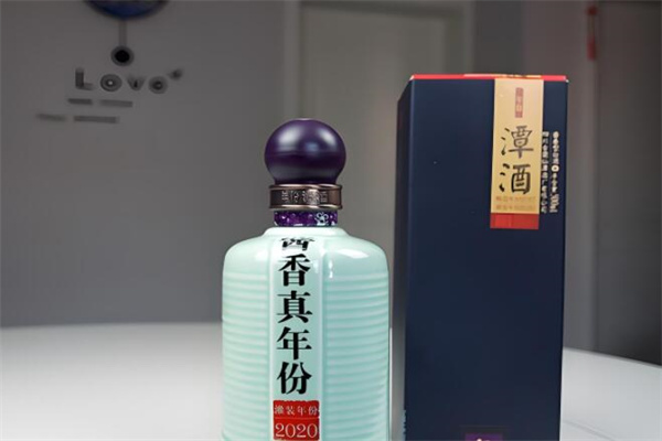 潭酒