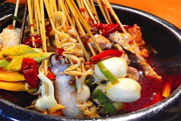 红旗串串