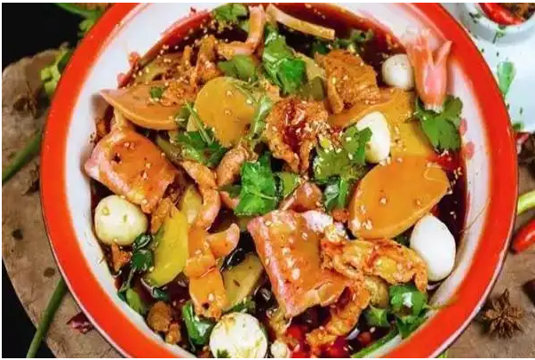 嘣豆人冒菜