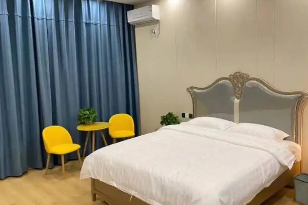 云泮酒店加盟费多少钱?加盟降低运营风险