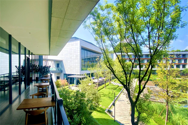 美利亚酒店加盟费多少?低门槛高收益,总部一站式扶持 美利亚酒店加盟费多少?低门槛高收益,总部一站式扶持