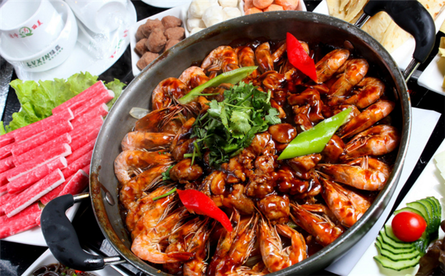 鸿记煌三汁焖锅好吃吗?鸿记煌三汁焖锅加盟有什么特色?