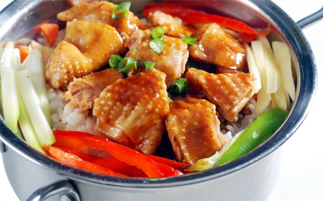 如何经营好一家三汁焖锅店?鸿记煌三汁焖锅经营秘诀