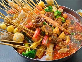 欢辣颂串串香
