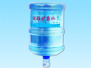环雅矿泉水