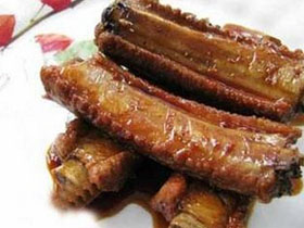 乔东家吮指排骨