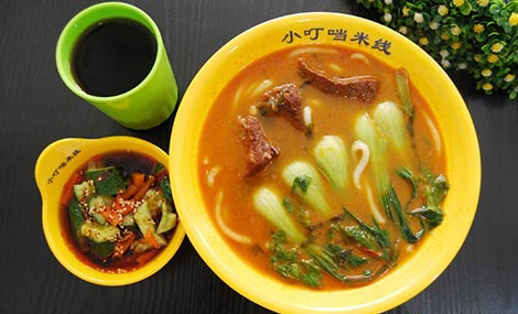 小叮当米线加盟店如何选址?