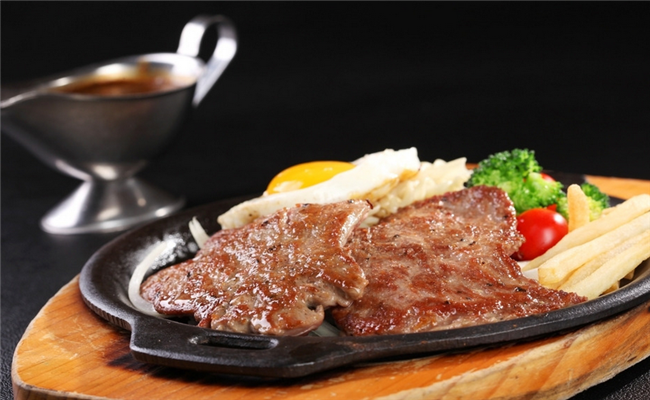 佳味佳牛排杯成本是多少?3万元左右