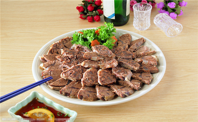 黑炭牛肉熟食店的特色是什么?黑炭牛肉熟食店加盟特色介绍