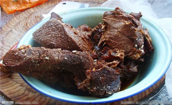黑炭牛肉熟食店的特色是什么?黑炭牛肉熟食店加盟特色介绍
