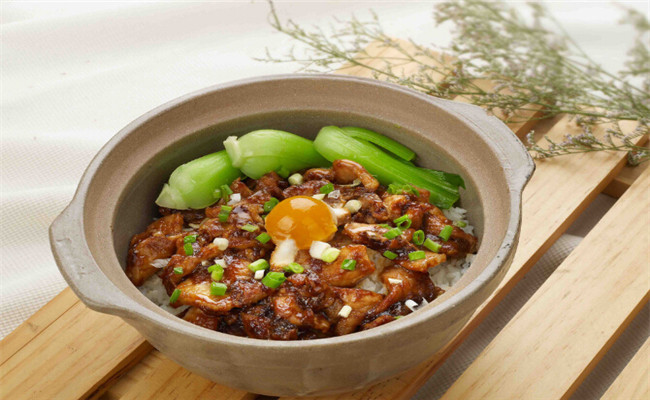 煲味传奇煲仔饭健康养生吗？营养又健康的煲仔饭