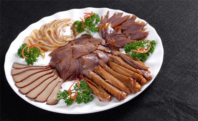 蜀滋园熟食加盟赚钱吗？蜀滋园让你赚翻