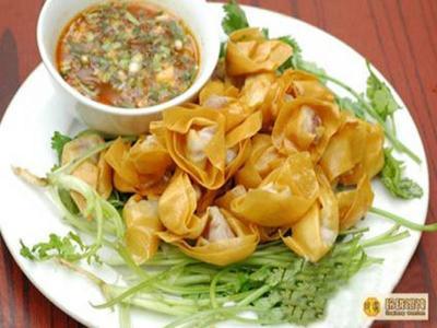 玲珑馄饨美食