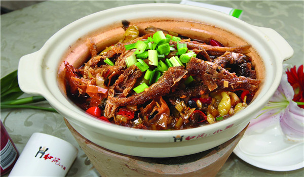 虹泥小厨餐饮加盟赚钱吗 虹泥小厨餐饮加盟赚钱吗