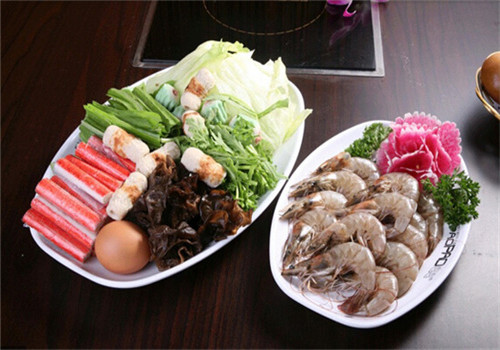 小火锅店加盟能赚钱吗?泡泡小火锅大赚