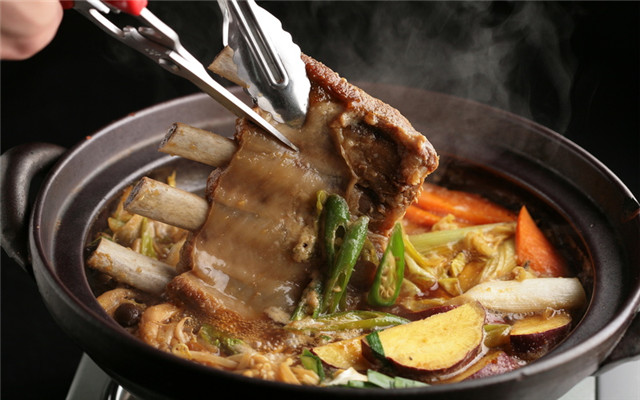 做韩式火锅加盟怎么样?玛食达韩餐本小利大