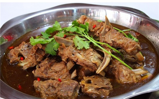 特色餐饮什么项目好?羊蝎子火锅最火爆