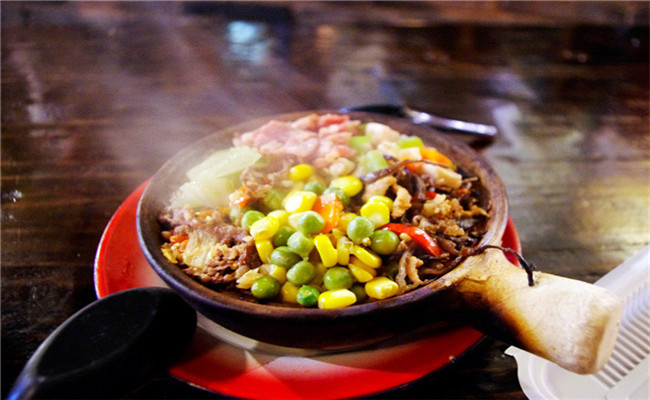 2016年做什么餐饮利润高?加盟煲来乐煲仔饭赚钱快