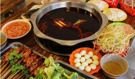 蓉城火锅店加盟怎么样?投资大、前景好