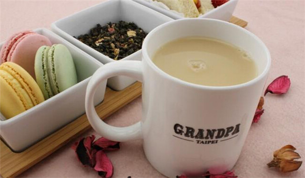 茶公子与茶女仕奶茶