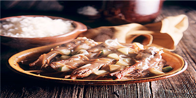 万和春排骨饭 万和春排骨饭