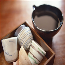 八友茶叶