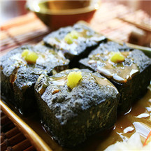 吴字坊臭豆腐