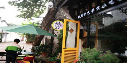 不足90平小吃店卖鸡蛋饼,日流水1.5万 不足90平小吃店卖鸡蛋饼,日流水1.5万